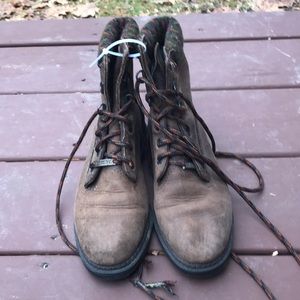 Size 6 hiking boots